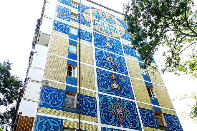 Tashkent Soviet Architecture (Modernism) and Subway Station Tour. - Exploring the Metro System