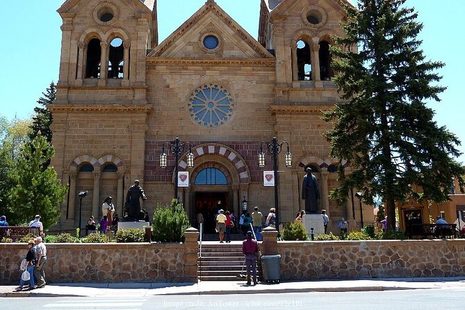 The Best of Santa Fe & The Georgia OKeeffe Museum: Private Tour - Highlights of the Tour