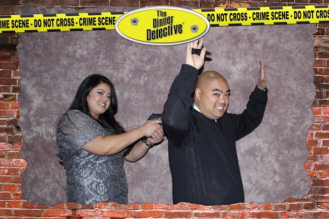 The Dinner Detective Murder Mystery Dinner Show - St. Louis, MO - Interactive Murder Mystery Dinner Experience