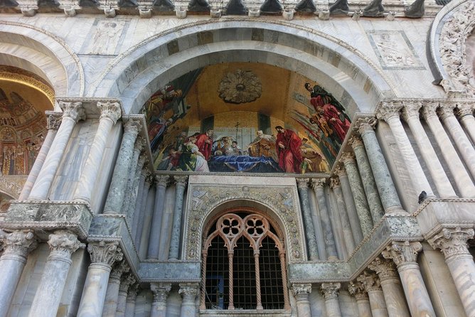 The Secret of the Doges Palace Skip the Line Private Tour - Meeting and Pickup