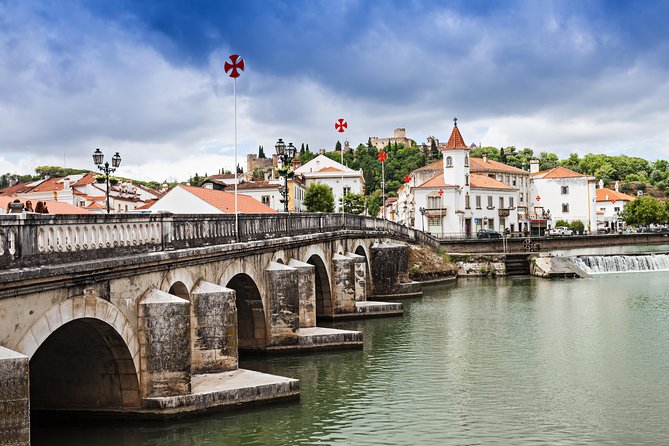 Tomar and Castle of Almourol Private Full-Day Tour From Lisbon - Tomars 12th-Century Center