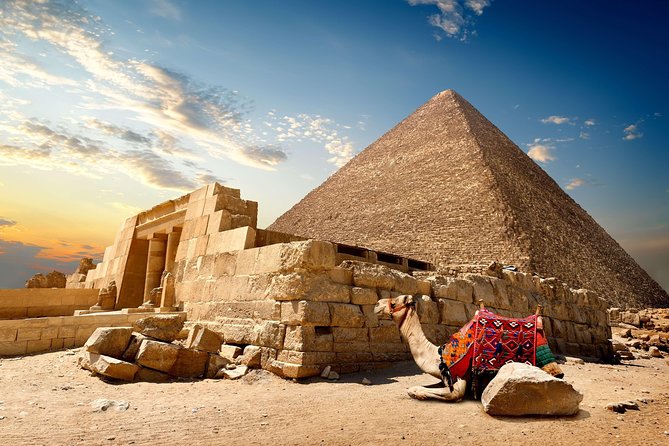 Top Private Trip to Giza Pyramids And Egyptian Museum In Cairo - Exploring the Egyptian Museum