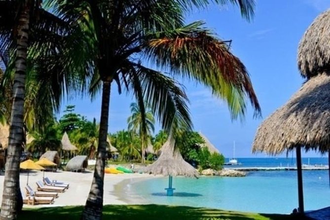 Tour 5 Islands in Cartagena With Snorkeling and Lunch - Exploring the 5 Islands