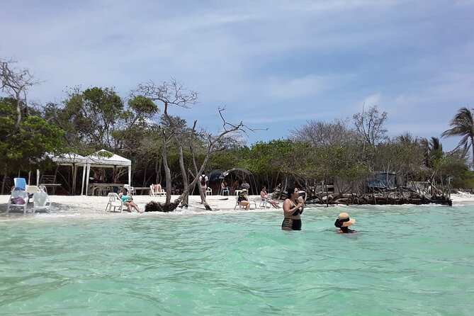 Tour Around the Rosario Islands 4 Islands - Inclusions and Exclusions