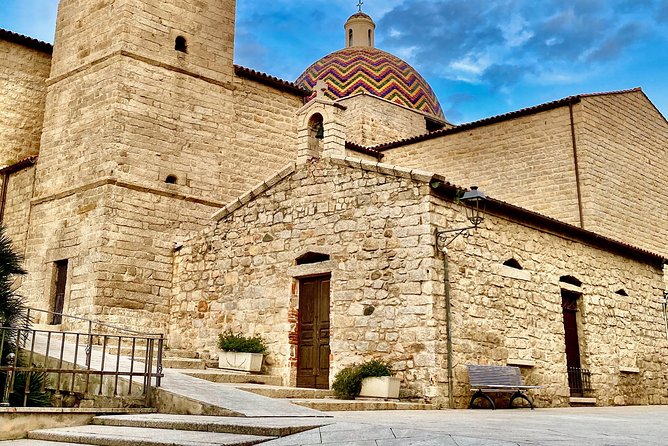 Tour Olbia + Beach Tour With Tuk Tuk - Traversing Olbia by Tuk Tuk
