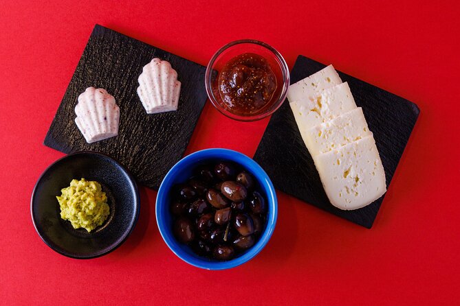Traditional Portuguese Dinner Reinvented For Vegetarians - Location and Meeting Point