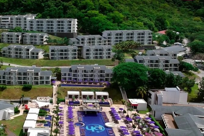 Transfer Liberia Airport to Planet Hollywood or Andaz Papagayo, ROUND TRIP. - Accessibility Features