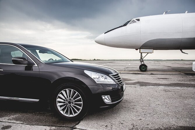 Transfers From the Airport to Hotels in Cartagena - Pickup and Communication