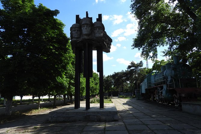 Transnistria - Discover Soviet Style and Inspiration - Discovering Tiraspols Soviet-Era Monuments
