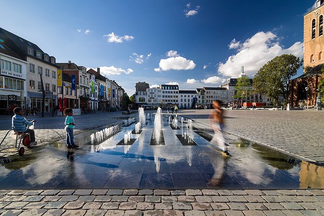 Turnhout Scavenger Hunt: Smartphone Guide and Game  - Flanders - Meeting Point and Pickup Details