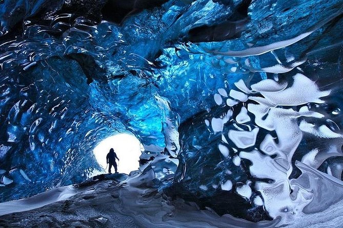 Two Days of Magnificent South Coast With Ice Caves and Northern Lights - Witnessing the Captivating Northern Lights