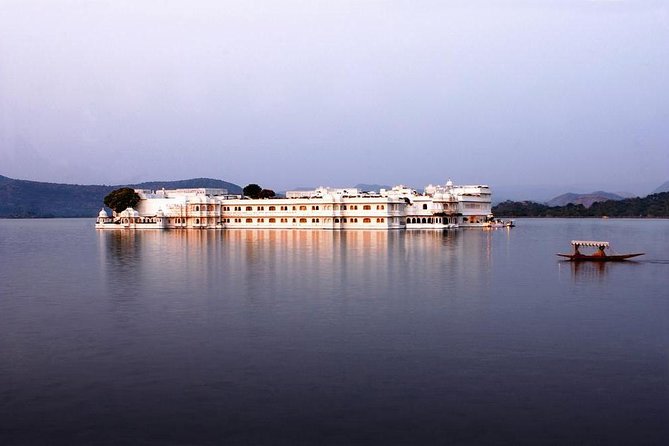 Udaipur- City of Lakes, Same Day Sightseeing - Private Tour Experience