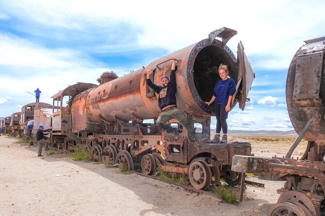 Uyuni Salt Flats From La Paz City 3 Day Tour - Inclusions