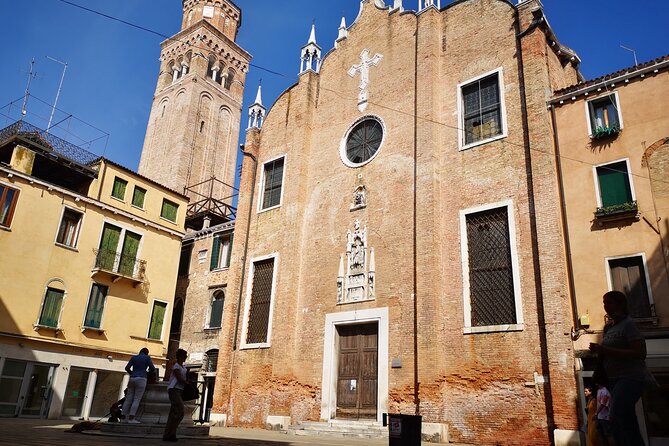 Venice: Mysterious Tales of Ghosts and Murders - Engaging Venetian Guide