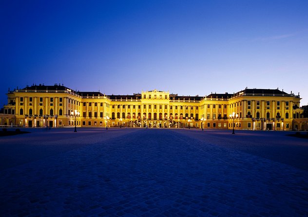 Vienna: Schönbrunn Palace Tour at 7 PM & Classical Concert - Experience Overview and Inclusions