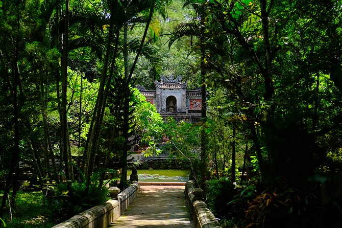 Vietnam Buddhist Tours: Buddhism In Hue, Philosophy Of Life - Key Pagodas to Visit