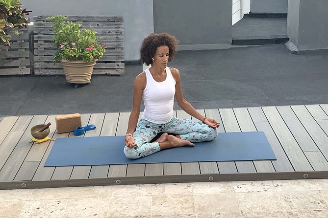 Virtual Private Yoga, Relaxation or Meditation Class (English,Français,Español) - Google Maps Integration