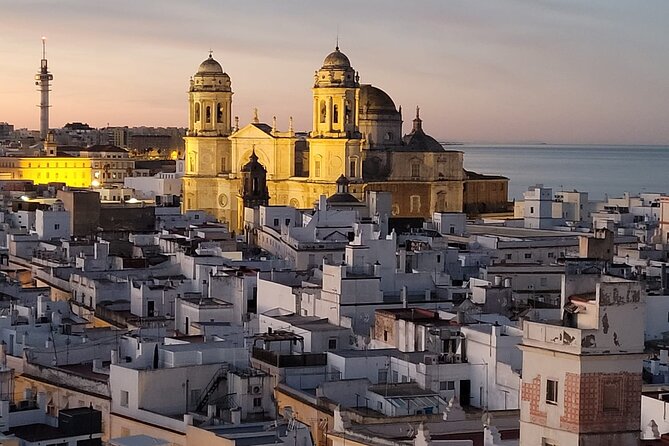 Visit Cádiz as if You Lived There - Discover the Citys Beaches