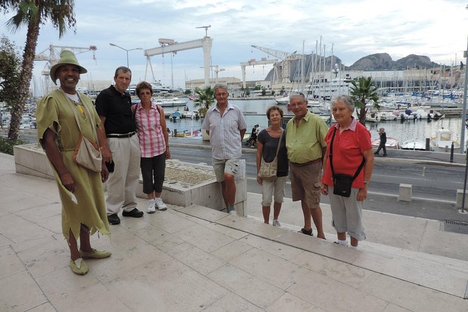 Visit of La Ciotat: Humorous Instructive Old Center - Exploring Historical Landmarks