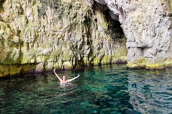 Vlore Speedboat Tour to National Marine Park Sazan-Karaburun - Tour Accessibility and Recommendations
