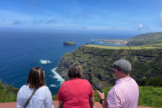 Volcanic Lakes Sete Cidades and Lagoa Do Fogo Private Van Tour - Pickup and Accessibility
