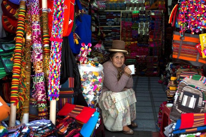 Walking City TOUR La Paz + Cable Cars + Valle De Luna. PRIVATE TOUR - Meeting and End Points