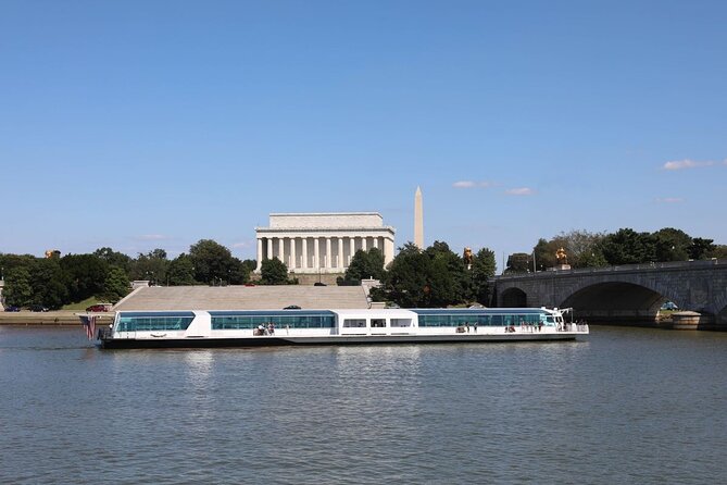 Washington DC Fathers Day Buffet Brunch Cruise - Dining Experience