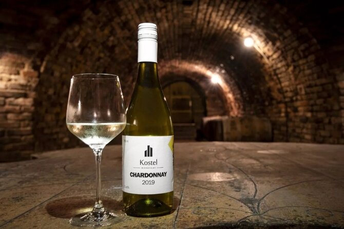 Wine and History Half-Day Tour From Budapest With Lunch and Tastings - Experience the Basilica