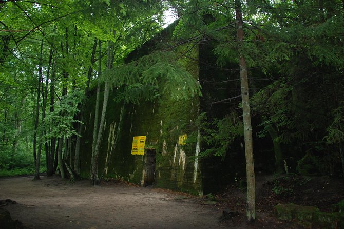 Wolfs Lair & Treblinka Tour in 1 Day From Warsaw - Inclusions