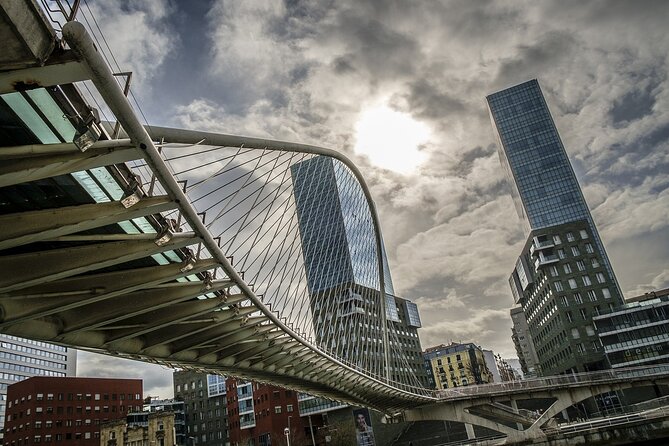Year of Love in Bilbao: Quest Experience Review - Meeting and End Points