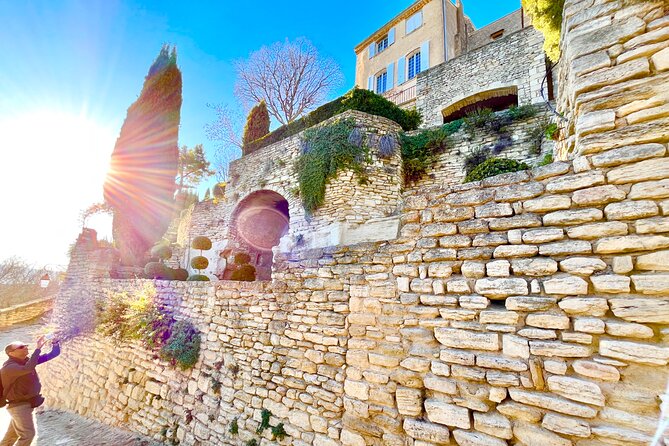 1/2 Day in Gordes, Fontaine-De-Vaucluse, L'isle Sur Sorgue - Discovering Lisle Sur La Sorgue