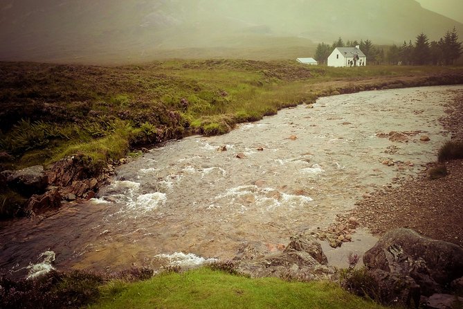 1 Day Complete Scottish Highlands Express - Onboard Amenities and Snacks