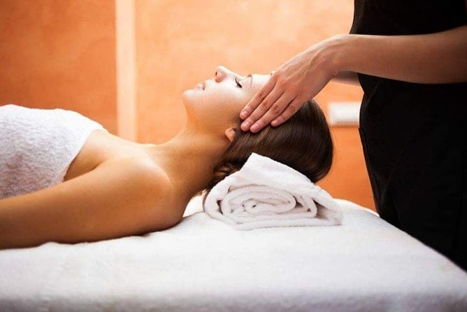 120 Minutes Full Body Relaxing Massage + Head Massage + Feet Massage for Couples - Meeting Point and Timing