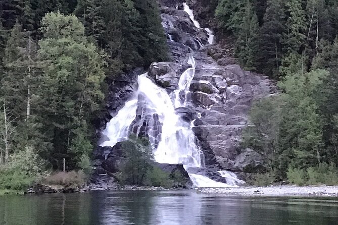 2 Hour Chartered Boat Tour From Deep Cove North Vancouver - Accessibility and Participant Guidelines