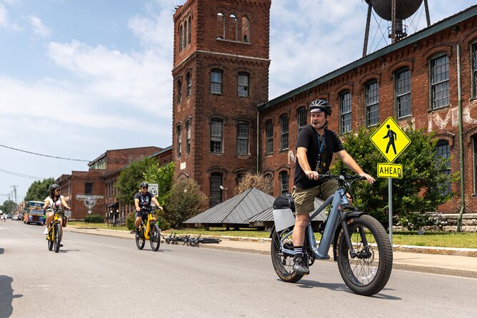 2-Hour Guided E-Bicycle Sightseeing Tour of Nashville - Included Amenities