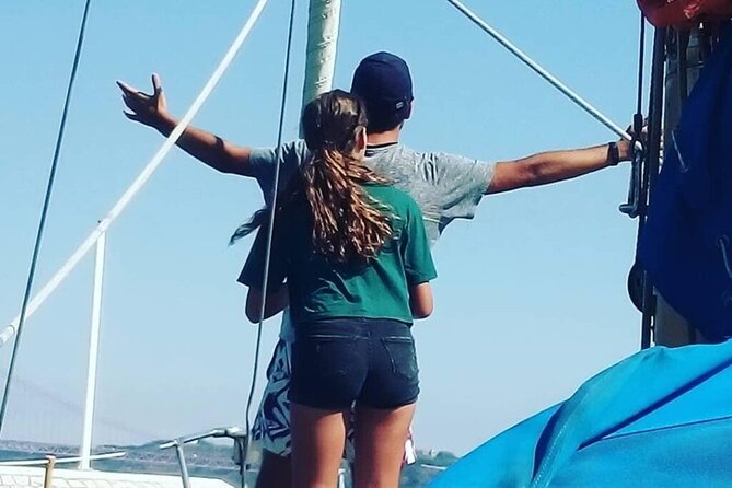 2-Hour Sailboat Private Tour in Lisbon - Meeting and End Point