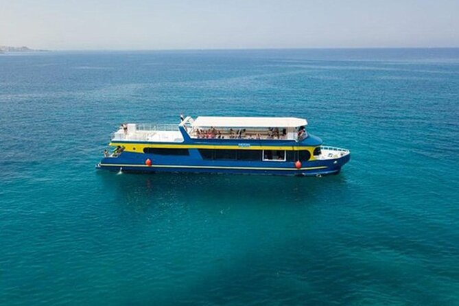 2 Hours Catamaran and Semi Submarine With Snorkeling in Hurghada - Snorkeling Highlights