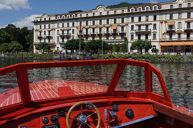 2 Hours Private Wooden Boat Tour on Lake Como 6 Pax - Tour Accessibility