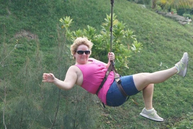 3 Combo Excursion Zip Line, Suspension Bridge and Beach - Exploring the Roatan Beach