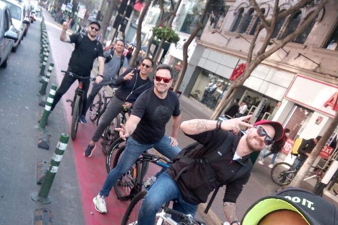3-Hour Guided Bicycle Tour in Miraflores - Inclusions and Accessibility