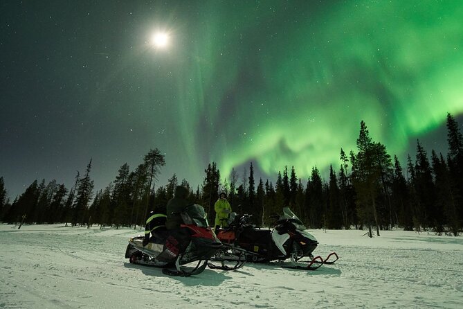 3 Hours Snowmobiling Under Auroras and Night Sky - Safety Precautions