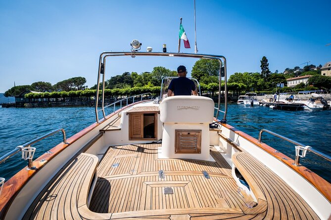 3H Private Cruise on a Beautiful Wooden Speedboat on Lake Como - Inclusions and Amenities