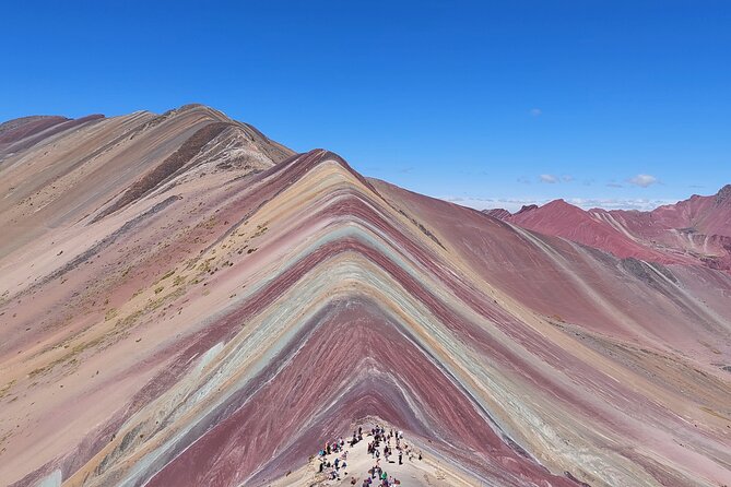 5 Day Highlights of Cusco Machupicchu & Rainbow Mountain - Accommodation and Meals