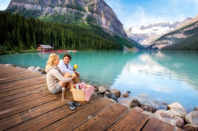 5-Day Rocky Mountaineer Train From Vancouver to Rockies Tour - Meeting Point and Schedule