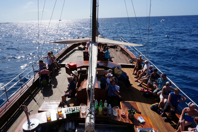 5-hour Masca-Los Gigantes Whale Watching Tour - Accessibility and Additional Info