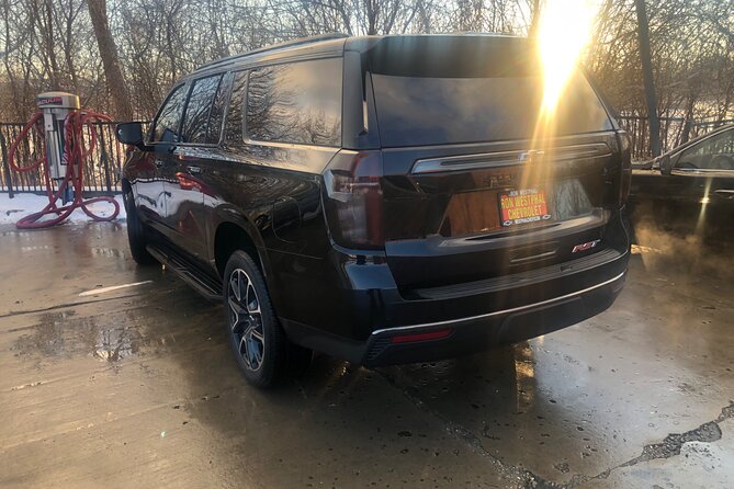 6-Hour Private SUV Transportation Service in Chicago - Meeting Details