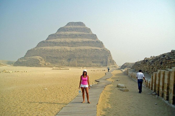 8-Hour Private Guided Tour to Giza Pyramids Memphis and Saqqara From Cairo - Dress Code and Accessibility