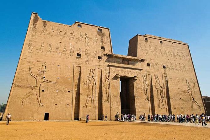9 Days Private Tour in Egypt With Transportation - Accommodations Included