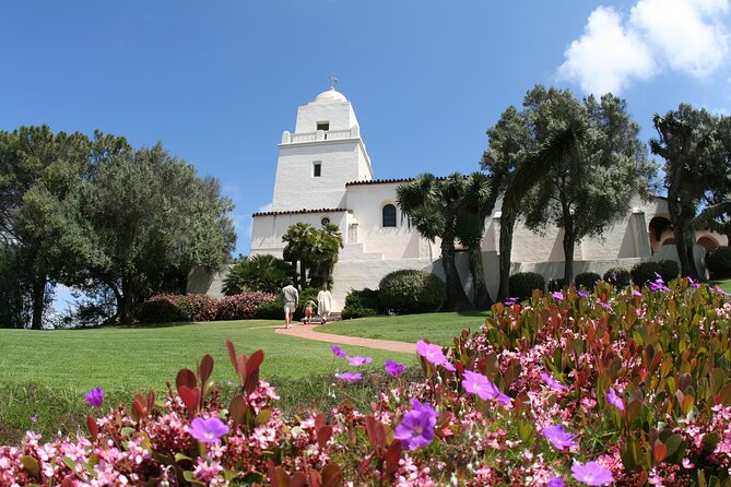 A Local's Guide to San Diego's Sights: A GPS Self-Guided Drive - SeaWorld San Diego: Aquatic Wonders