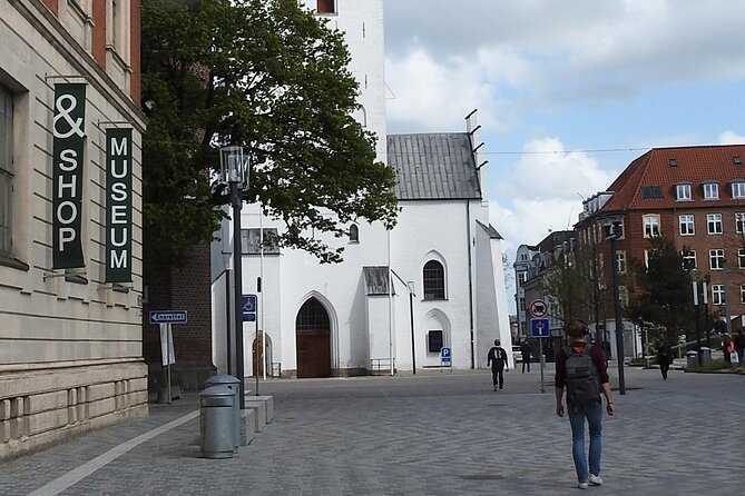 Aalborg Historical Treasures: A Walking Tour - Accessibility and Participation